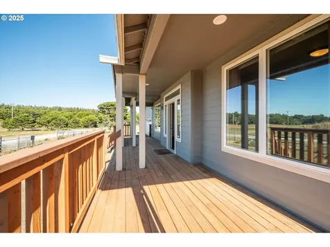 87142 Vesta Lane Bandon OR 97411
