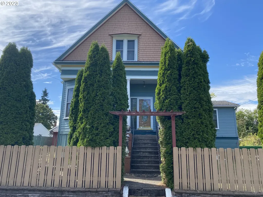 4839 Se 62nd Avenue Portland OR 97206