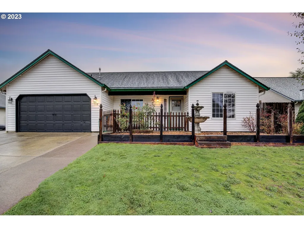 718 Nw 21st Street Battle Ground WA 98604