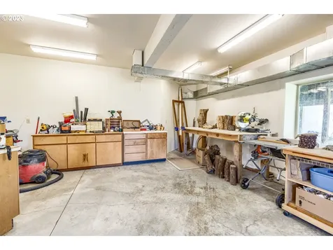 2560 N Valley View Road Ashland OR 97520