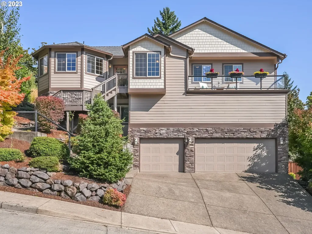 1926 N 6th Street Washougal WA 98671