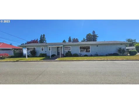 864 N Knott Street Coquille OR 97423