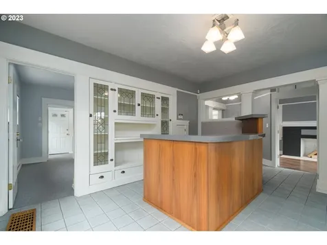 1872 Willamette Street Eugene OR 97401