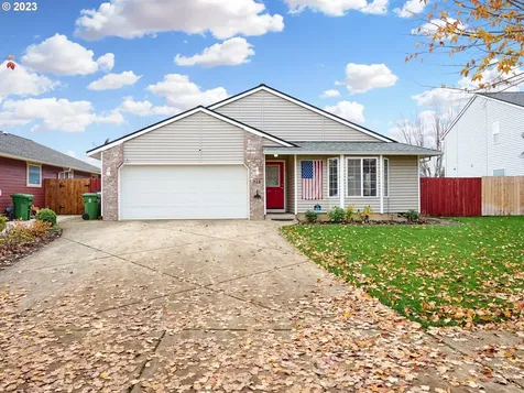 725 Maplewood Court Woodburn OR 97071