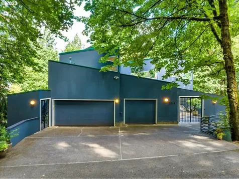 2618 SW Fairmount Boulevard Portland OR 97239