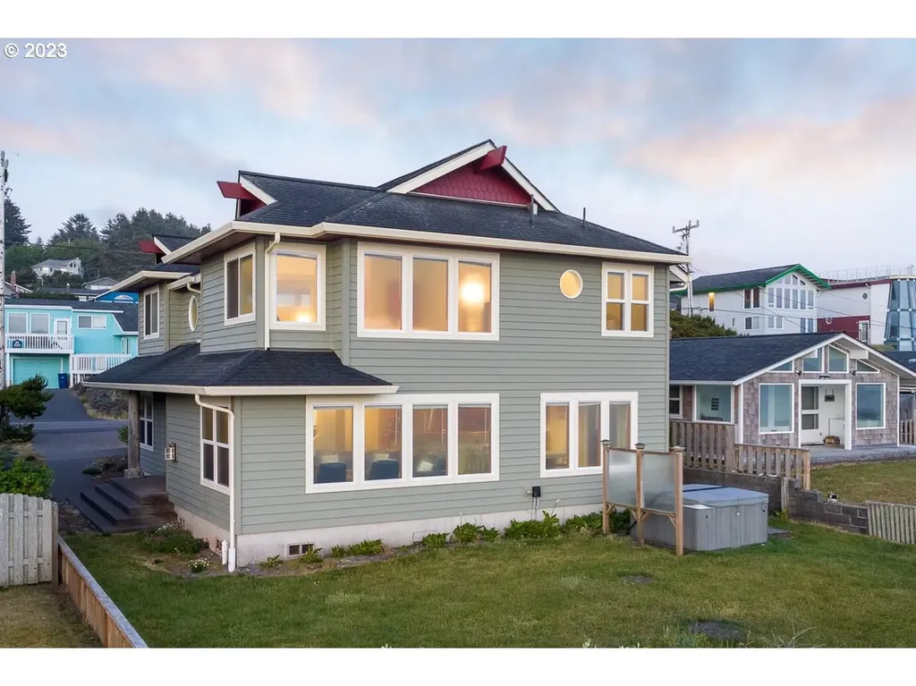 6317 Nw Logan Road Lincoln City OR 97367