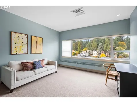 2323 SW Park Place Portland OR 97205