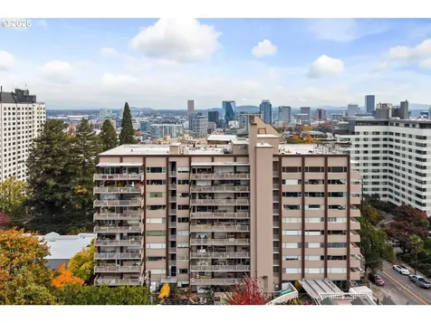 2323 SW Park Place Portland OR 97205