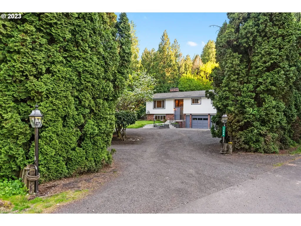 1488 Sw Borland Road West Linn OR 97068