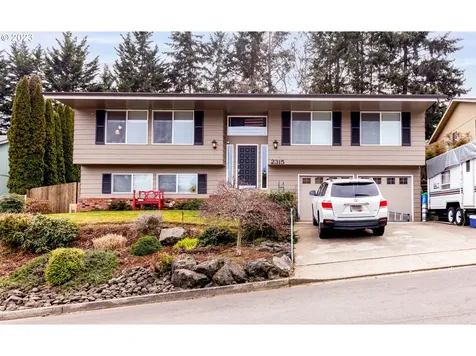 2315 Nw Canterbury Drive Roseburg OR 97471