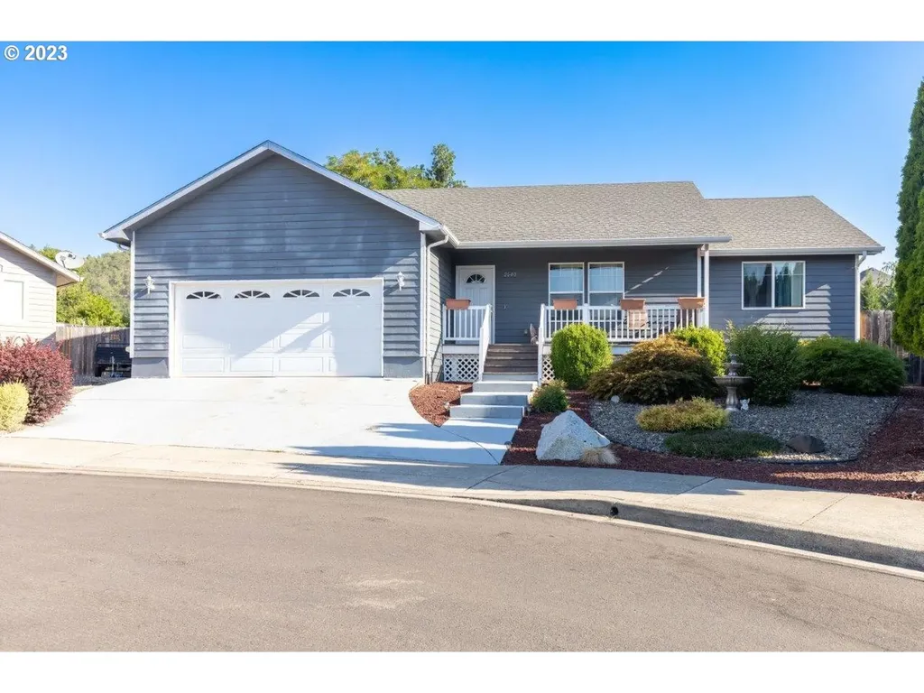 2640 NE Bloomfield Court Roseburg OR 97470