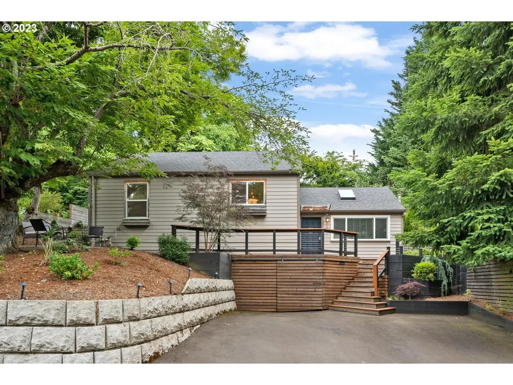 7301 Sw Capitol Hill Road Portland OR 97219