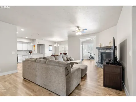 926 Sw Coyote Drive Hermiston OR 97838