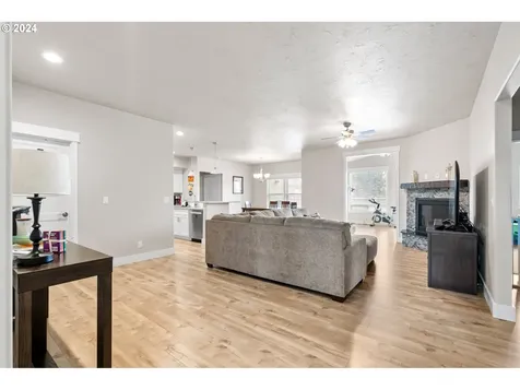 926 Sw Coyote Drive Hermiston OR 97838