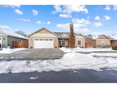 926 Sw Coyote Drive Hermiston OR 97838