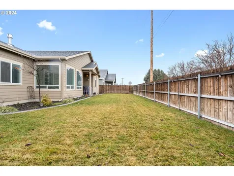 926 Sw Coyote Drive Hermiston OR 97838