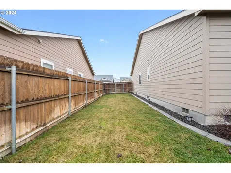 926 Sw Coyote Drive Hermiston OR 97838