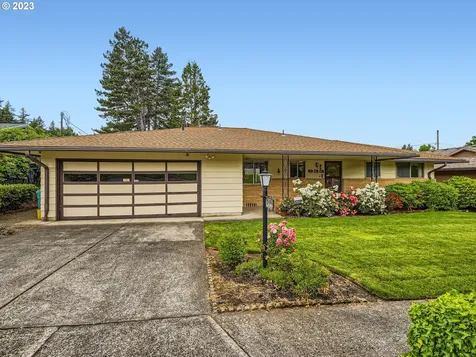933 Se 218th Avenue Gresham OR 97030