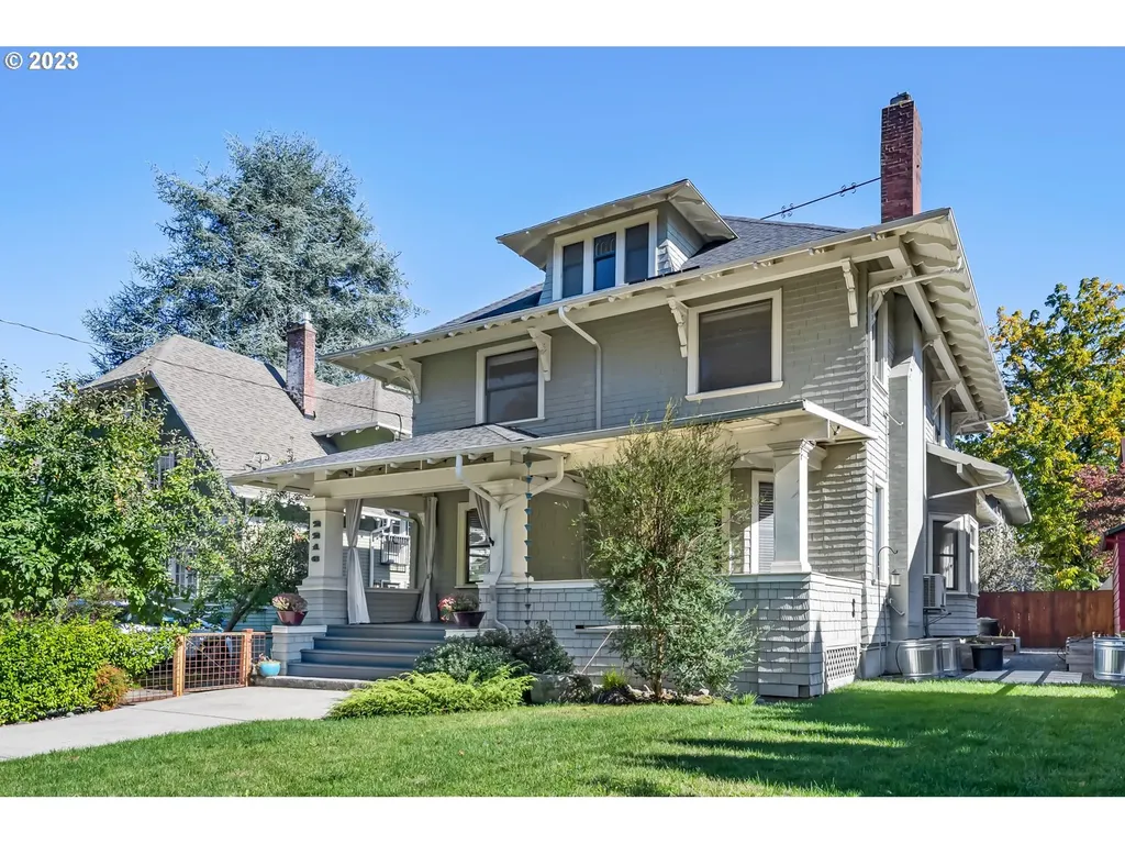 2216 Ne 21st Avenue Portland OR 97212