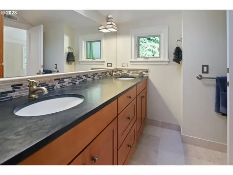 11175 Nw Saltzman Road Portland OR 97229
