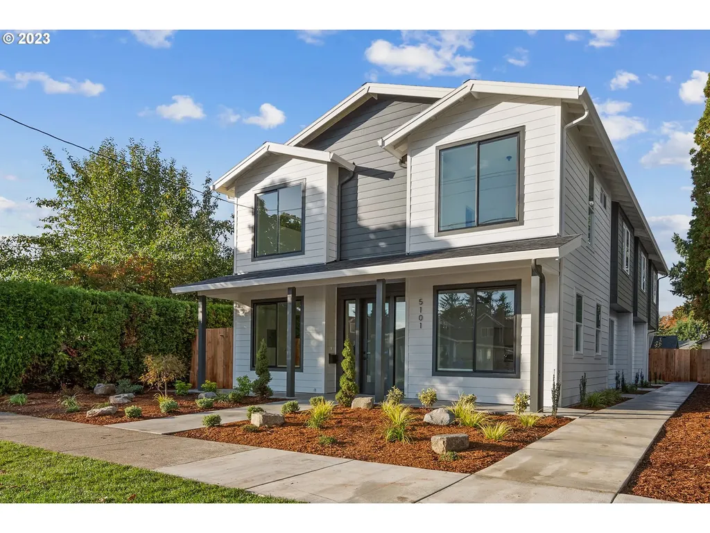 5105 Se Rural Street Portland OR 97206