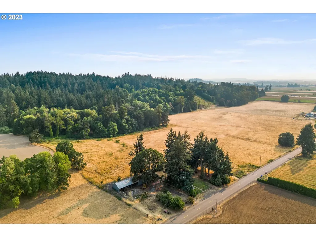 39574 Santiam Bluffs Road Ne Albany OR 97322