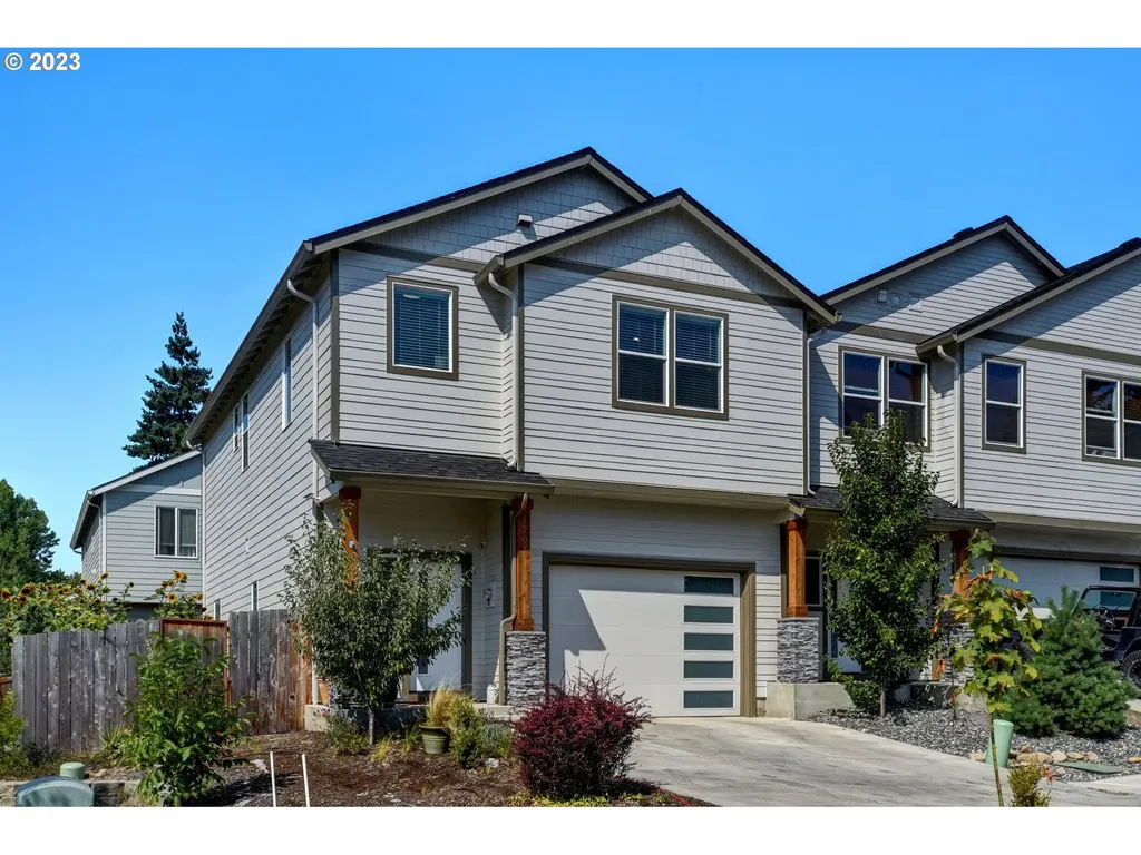 1701 N 24th Court Washougal WA 98671