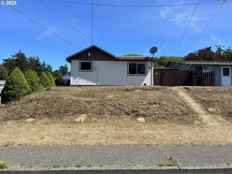 649 S Wall Street Coos Bay OR 97420