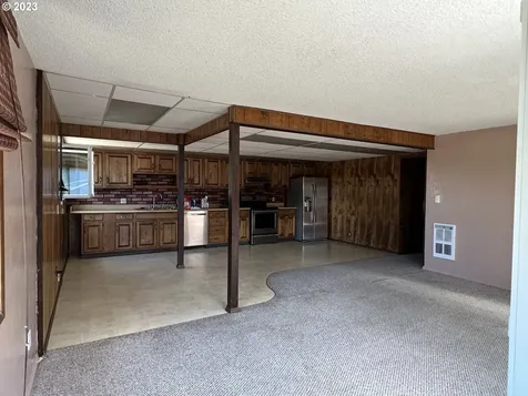 649 S Wall Street Coos Bay OR 97420