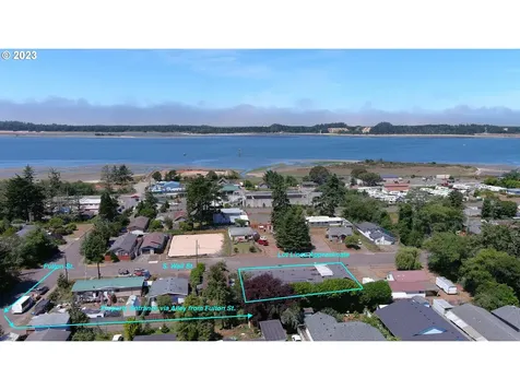 649 S Wall Street Coos Bay OR 97420