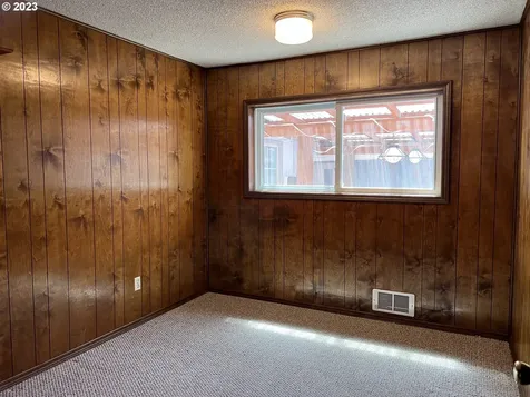 649 S Wall Street Coos Bay OR 97420