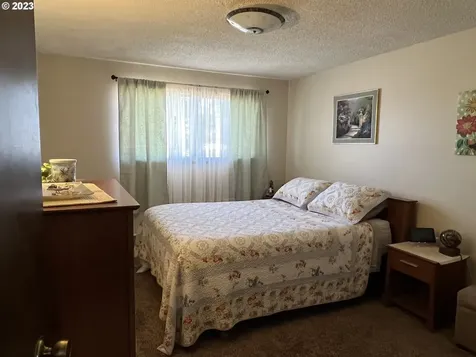 649 S Wall Street Coos Bay OR 97420