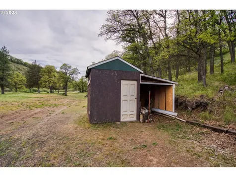 281 Oak Flat Road Goldendale WA 98620