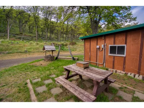 281 Oak Flat Road Goldendale WA 98620
