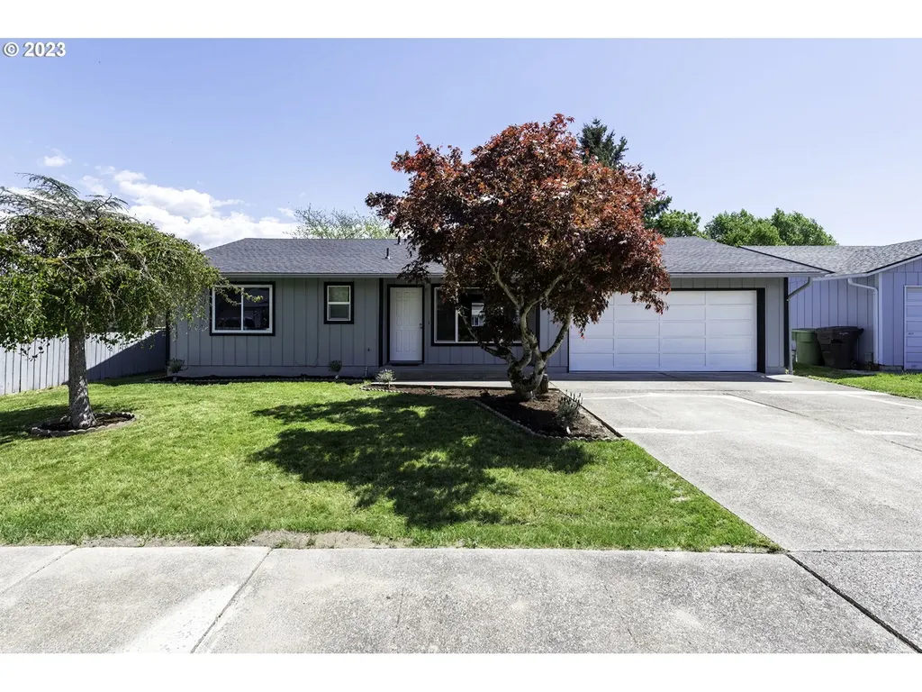 2410 Sires Lane Longview WA 98632