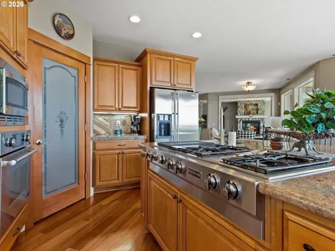 223 Southern Cross Lane Woodland WA 98674
