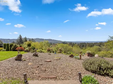223 Southern Cross Lane Woodland WA 98674