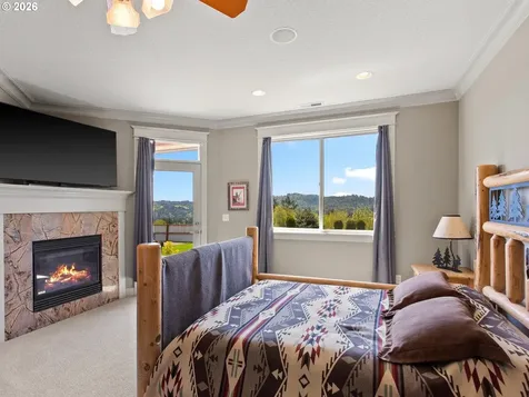 223 Southern Cross Lane Woodland WA 98674