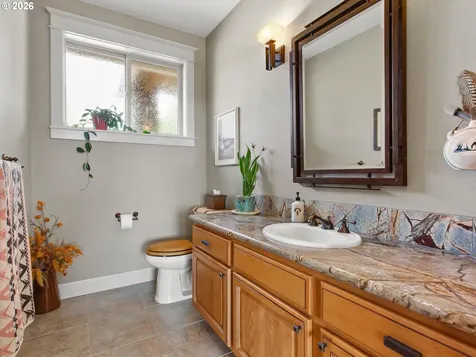 223 Southern Cross Lane Woodland WA 98674