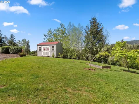 223 Southern Cross Lane Woodland WA 98674