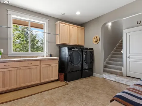 223 Southern Cross Lane Woodland WA 98674