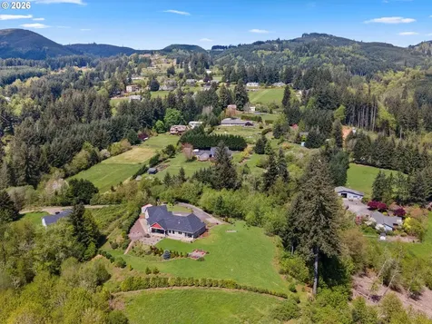 223 Southern Cross Lane Woodland WA 98674