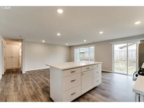 3794 W 18th Avenue Eugene OR 97402
