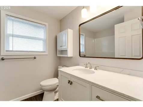 3794 W 18th Avenue Eugene OR 97402