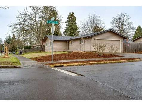 3794 W 18th Avenue Eugene OR 97402