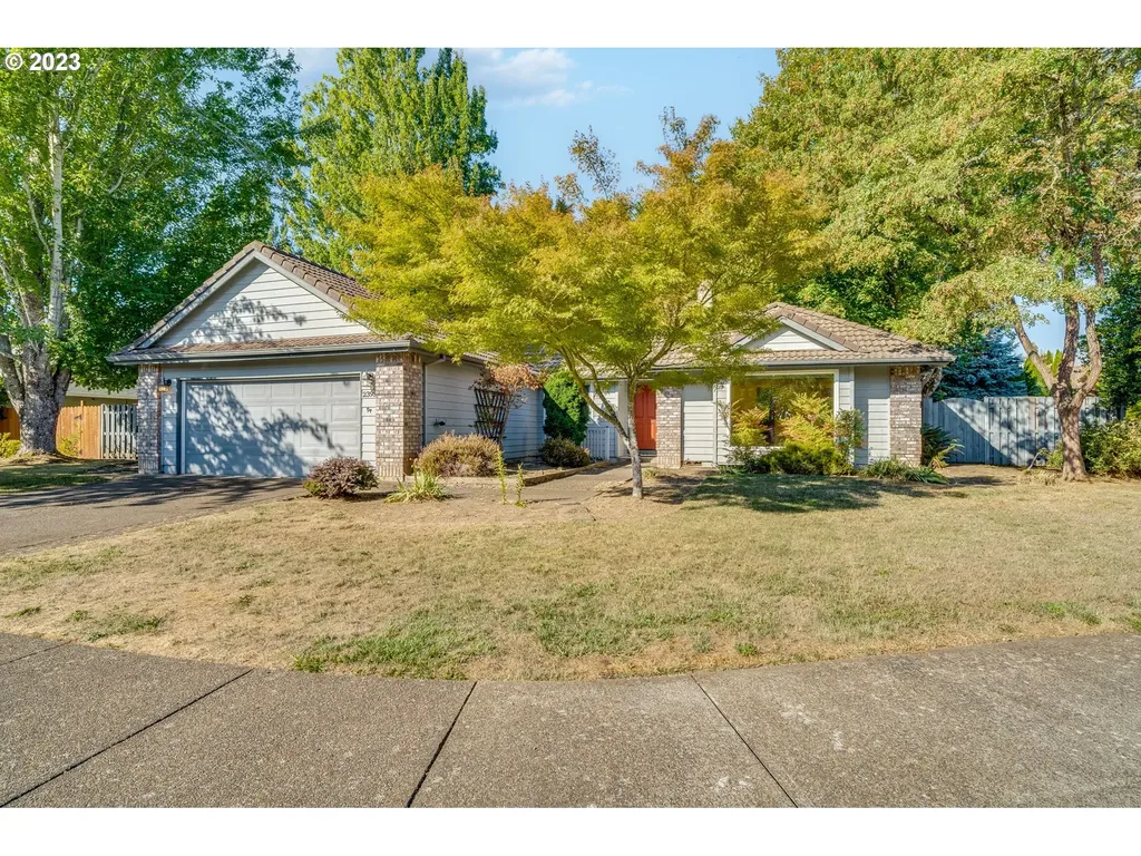 2395 Nw Crimson Court Mcminnville OR 97128