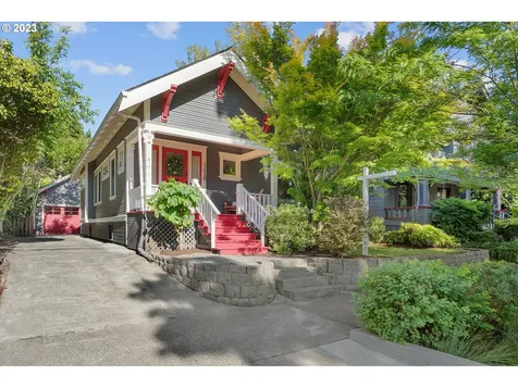 1610 Se 41st Avenue Portland OR 97214