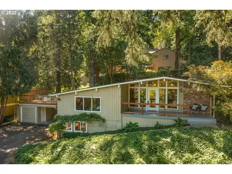 1290 Pine Street Lake Oswego OR 97034