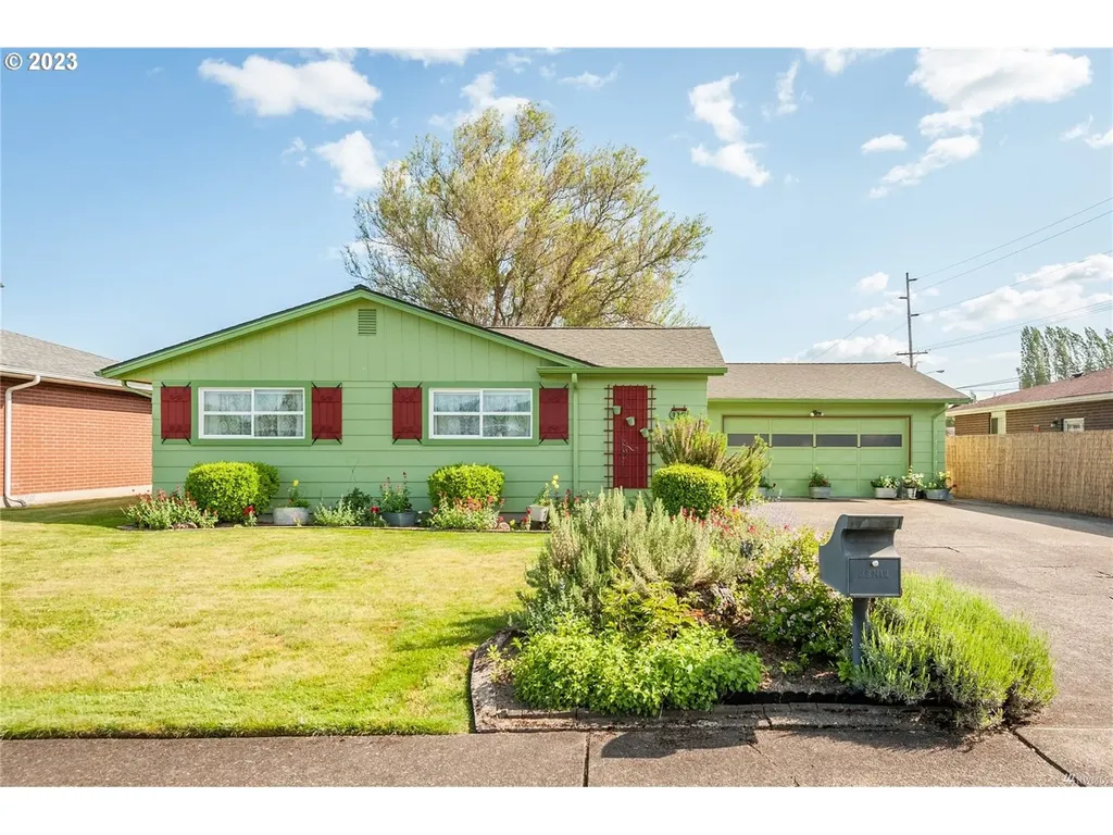 3251 William Avenue Longview WA 98632