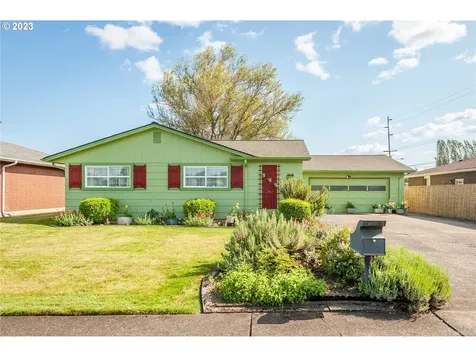 3251 William Avenue Longview WA 98632